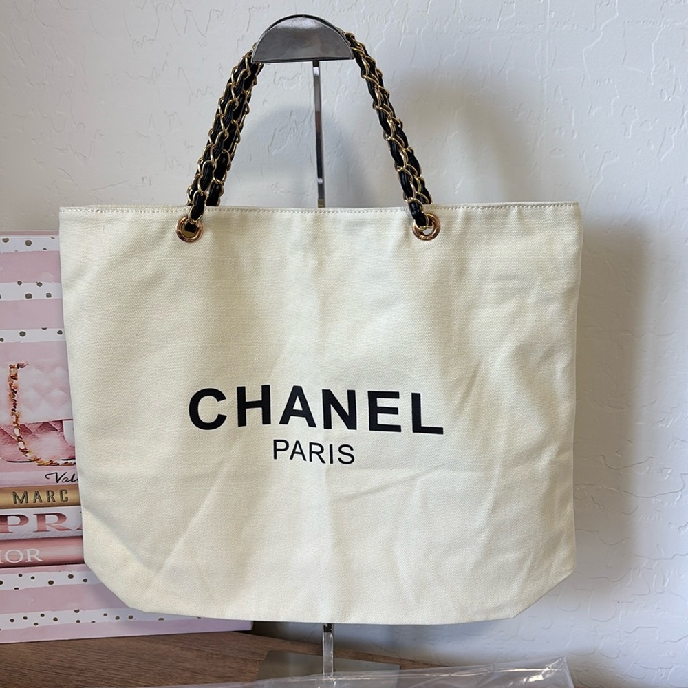CHANEL 'Gift with Purchase' Ivory Canvas Tote with Chain Straps
